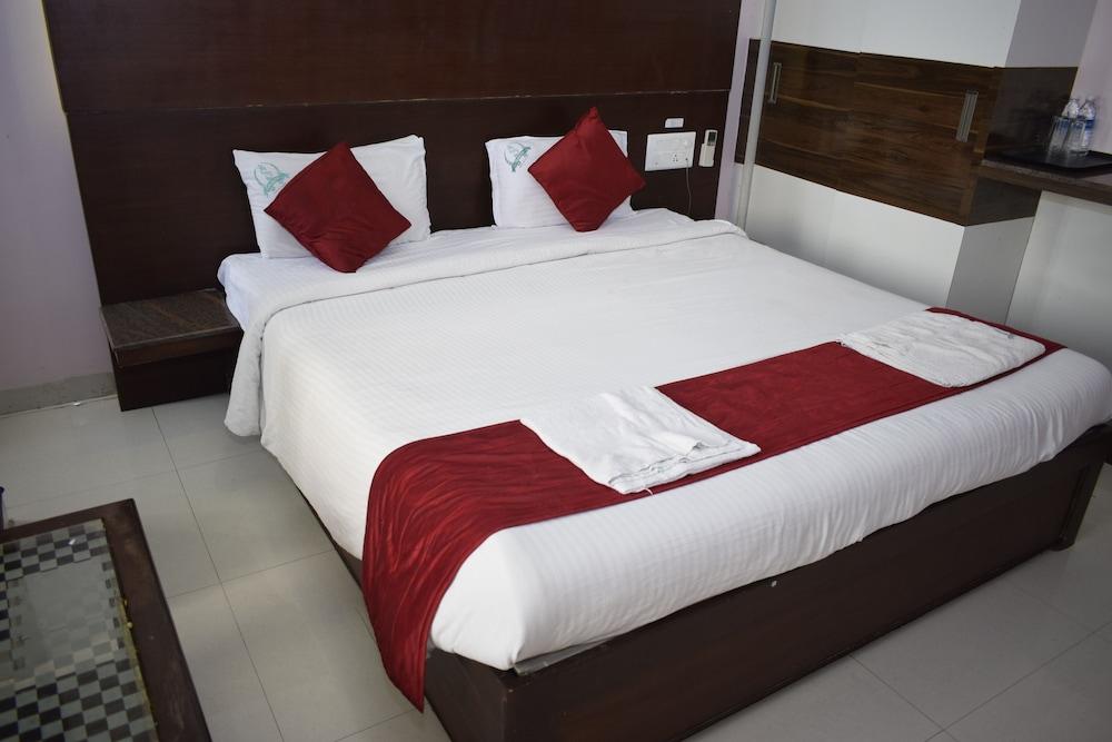 Hotel Sumith Palace Pondicherry Exterior photo