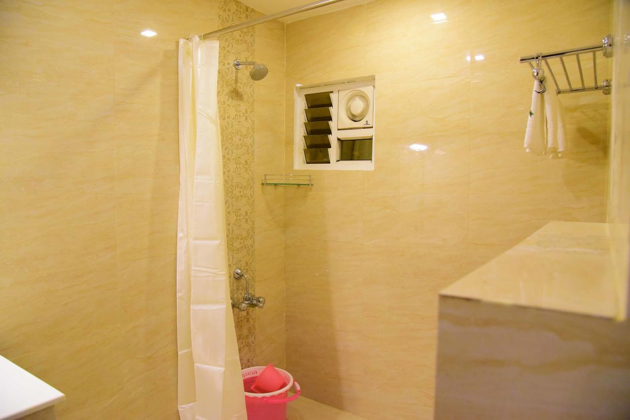 Hotel Sumith Palace Pondicherry Exterior photo